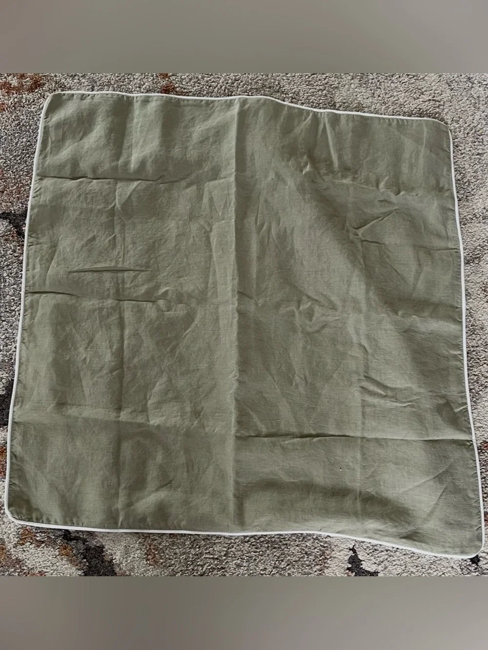 NWOT Quince European Linen Piped Euro Sham, 26 X 26 (Willowleaf/White)